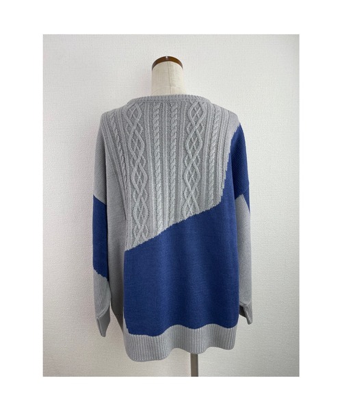 WORLD WIDE LOVE!（ワールドワイドラブ）の「GO FOR IT ! パネル配色編みプルオーバー（ニット/セーター・レディース・グリーン/ブルー/ブラック・1）」の14枚目の写真