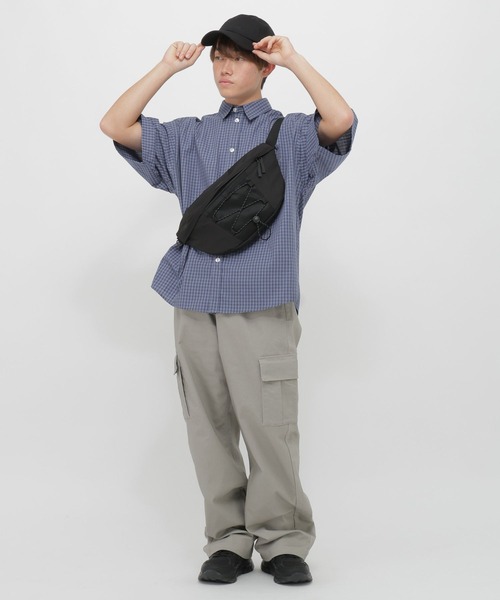 GLOBAL WORK（グローバルワーク）の「サマ見えストレッチカーゴ/AND YUA ANY/612456（カーゴパンツ・キッズ・グレイッシュベージュ/ブラック・SMALL/MEDIUM/LARGE）」の13枚目の写真