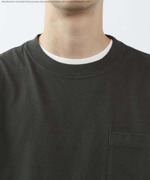 BAYFLOW(ベイフロー)の「【マンチェスター・シティFC】ロゴプリントTシャツ(Tシャツ/カットソー・メンズ・オフホワイト/チャコール/ブルー・MEDIUM/LARGE)」の9枚目の写真