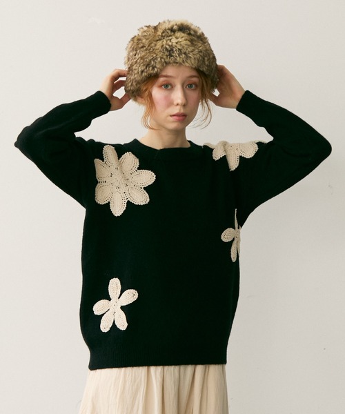 Crisp(クリスプ)の「フラワーモチーフニット(ニット/セーター・レディース・アイボリー/ブラック・FREE)」の9枚目の写真
