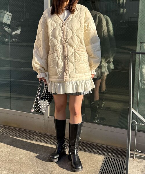 CIAOPANIC（チャオパニック）の「フリルレイヤードキルティングライナージャケット（その他アウター・レディース・カーキ/ブラック/アイボリー・ONE SIZE）」の5枚目の写真