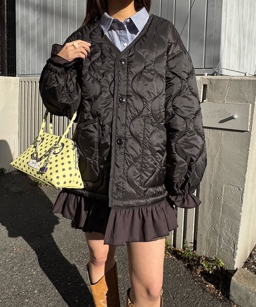 CIAOPANIC（チャオパニック）の「フリルレイヤードキルティングライナージャケット（その他アウター・レディース・カーキ/ブラック/アイボリー・ONE SIZE）」の8枚目の写真