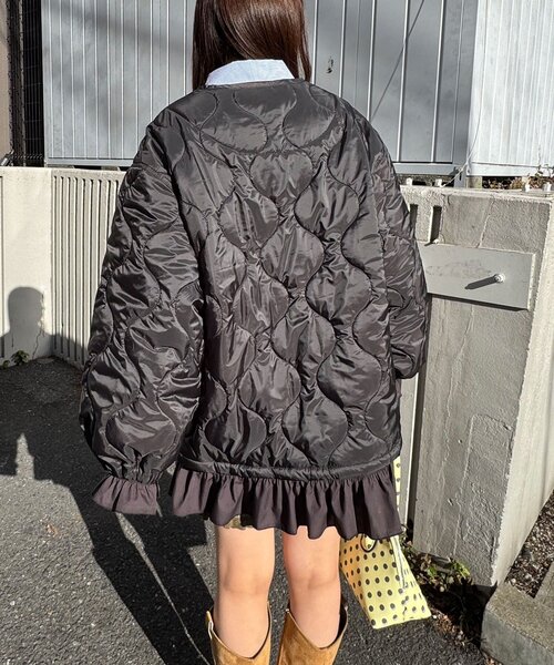 CIAOPANIC（チャオパニック）の「フリルレイヤードキルティングライナージャケット（その他アウター・レディース・カーキ/ブラック/アイボリー・ONE SIZE）」の12枚目の写真