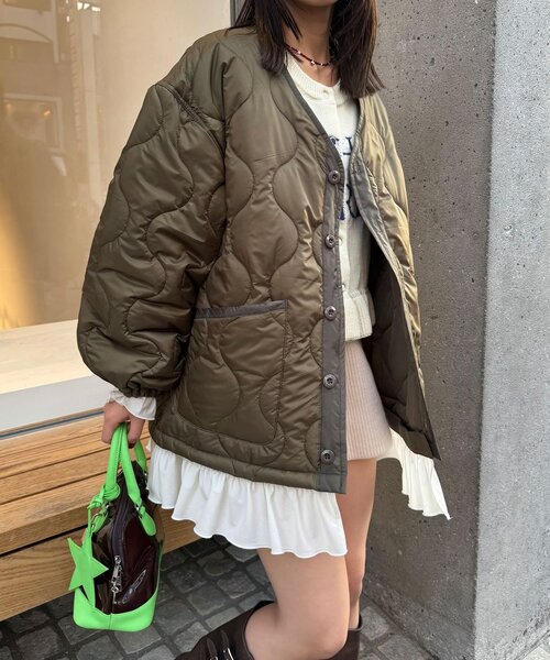 CIAOPANIC（チャオパニック）の「フリルレイヤードキルティングライナージャケット（その他アウター・レディース・カーキ/ブラック/アイボリー・ONE SIZE）」の18枚目の写真