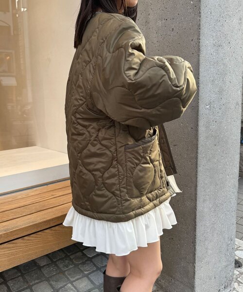 CIAOPANIC（チャオパニック）の「フリルレイヤードキルティングライナージャケット（その他アウター・レディース・カーキ/ブラック/アイボリー・ONE SIZE）」の19枚目の写真