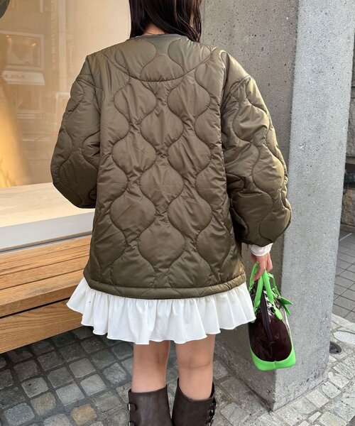 CIAOPANIC（チャオパニック）の「フリルレイヤードキルティングライナージャケット（その他アウター・レディース・カーキ/ブラック/アイボリー・ONE SIZE）」の20枚目の写真