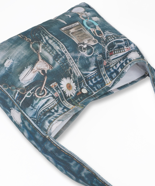 FDR（エフディーアール）の「Denim Digtial Printing ECO BAG Blue（メッセンジャーバッグ・メンズ・その他・FREE）」の4枚目の写真