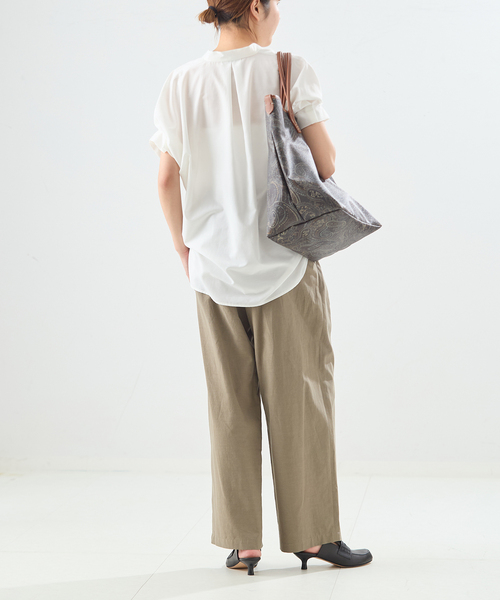 journal standard L'essage(ジャーナルスタンダードレサージュ)の「DEVEAUXフラワー&チェック/無地タックスリーブシャツ(シャツ/ブラウス・レディース・ブラック/ブルー系その他/ホワイト/ブラック系その他・FREE)」の18枚目の写真