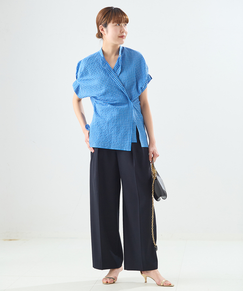 journal standard L'essage(ジャーナルスタンダードレサージュ)の「DEVEAUXフラワー&チェック/無地タックスリーブシャツ(シャツ/ブラウス・レディース・ブラック/ブルー系その他/ホワイト/ブラック系その他・FREE)」の21枚目の写真