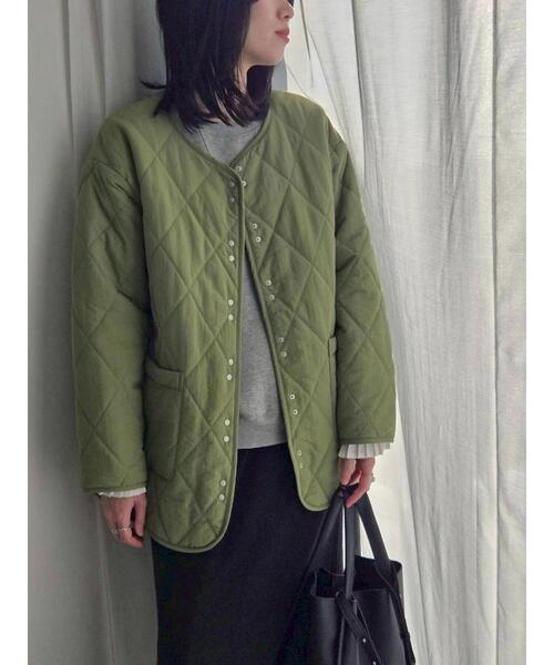 Samansa Mos2 blue(サマンサモスモスブルー)の「キルトミドルコート(その他アウター・レディース・グリーン/ライトベージュ/グレー・F)」の16枚目の写真