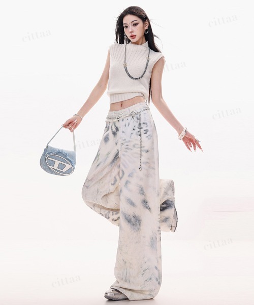 Dalfwin(ダールフィン)の「韓国ファッション レオパード柄ハイウエストワイドデニム(デニムパンツ・レディース・ホワイト・LARGE/MEDIUM/SMALL)」の11枚目の写真