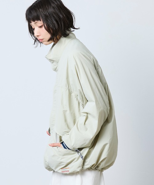 L.L.Bean(エルエルビーン)の「【JAPAN EDITION】ネイプルズ・ソフトシェル・ジャケット(ナイロンジャケット・メンズ・ストーン/ブルー/ダークグレー・LARGE/MEDIUM)」の11枚目の写真