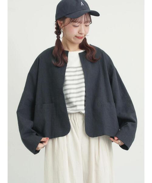 Samansa Mos2(サマンサ モスモス)の「【Cross×Linen】クルーネックジャケット(ノーカラージャケット・レディース・ベージュ/ブラック・F)」の21枚目の写真