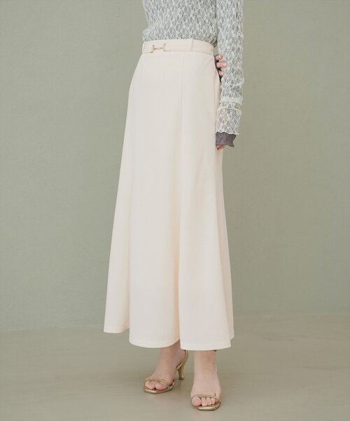 natural couture（ナチュラルクチュール）の「カットジョーゼットビットスカート（スカート・レディース・グレイッシュベージュ/ブラック/オフホワイト/ネイビー・FREE）」の6枚目の写真