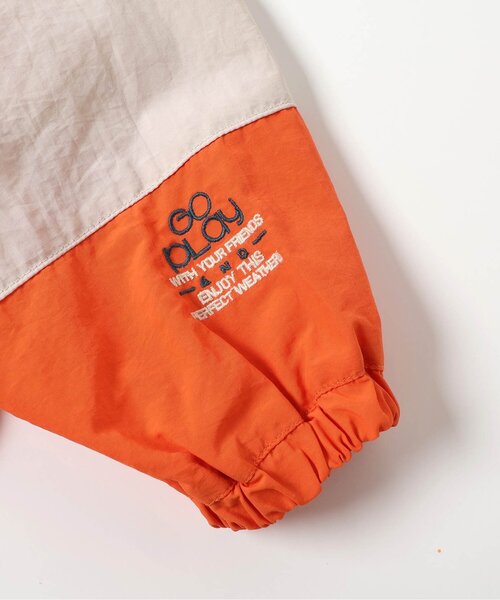 BREEZE（ブリーズ）の「切替ウィンドブレーカー(セットアップ可)_ジュニア対応（ナイロンジャケット・キッズ・オレンジ/ベージュ/サックスブルー/ブラック・130/140/80/90/100/110/120/150）」の6枚目の写真
