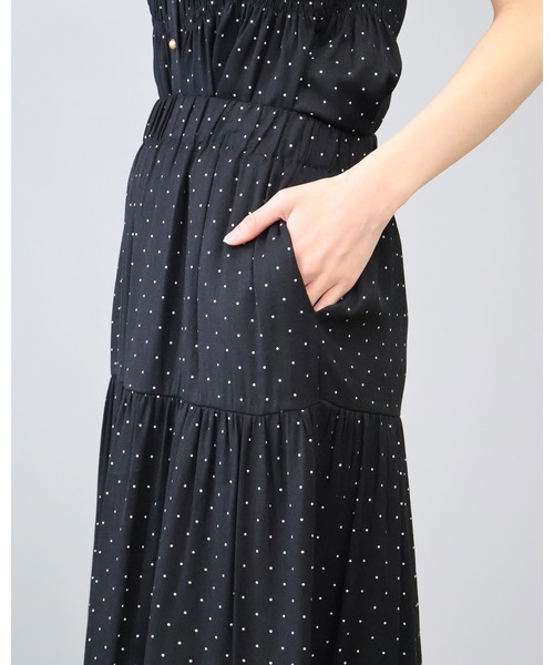 Doumoi（ドゥモエ）の「ドット柄シャーリングブラウス＆ティアードスカート　セットアップ（セットアップ・レディース・ベージュ/ブラック・FREE）」の20枚目の写真