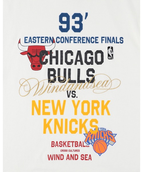 WIND AND SEA（ウィンダンシー）の「Multi-Technique Graphic Tee(BULLS_KNICKS)（Tシャツ/カットソー・メンズ・ブラック/ホワイト・MEDIUM/X-LARGE/SMALL/LARGE）」の7枚目の写真