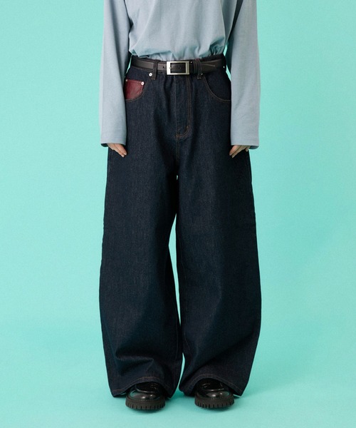 ONCILY（オンシェリー）の「MELTING HEART WIDE DENIM PANTS / メルティングハートワイドデニムパンツ（デニムパンツ・メンズ・インディゴブルー/ブラック・SMALL/MEDIUM/LARGE）」の11枚目の写真