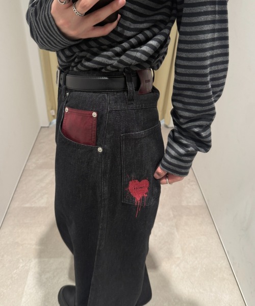 ONCILY(オンシェリー)の「MELTING HEART WIDE DENIM PANTS / メルティングハートワイドデニムパンツ(デニムパンツ・メンズ・インディゴブルー/ブラック/ライトインディゴブルー/ブラック系その他/ナチュラル/ブラック系その他2/ブラウン/カーキ・SMALL/MEDIUM/LARGE)」の16枚目の写真