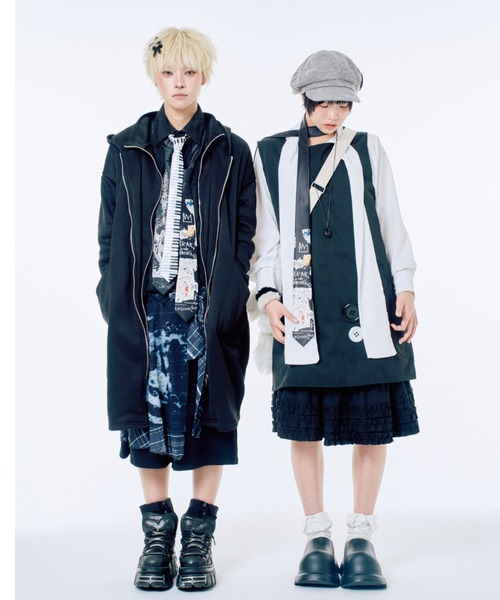 Never mind the XU / Chikashitsu+（ネバーマインド ザ エックスユー / チカシツプラス）の「【Nerd out XU】Big button newsboy cap / 【ナードアウトエックスユー】ビッグボタンニュースボーイキャップ <着用動画あり>（キャスケット・レディース・グレー・ONE SIZE）」の7枚目の写真