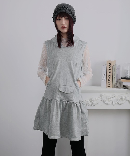 Ulysses(ユリシス)の「フード付きスウェットノースリーブワンピース(ワンピース・レディース・ブラック/グレー・F)」の18枚目の写真