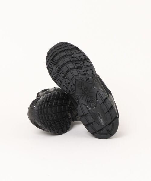 NIKE(ナイキ)の「NIKE ナイキ WS V5 RNR HQ7901-001(スニーカー・レディース・ブラック×ブラック・23.0cm/23.5cm/24.0cm/24.5cm/25.0cm)」の12枚目の写真