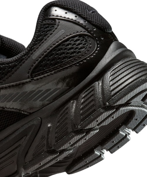 NIKE(ナイキ)の「NIKE ナイキ WS V5 RNR HQ7901-001(スニーカー・レディース・ブラック×ブラック・23.0cm/23.5cm/24.0cm/24.5cm/25.0cm)」の9枚目の写真