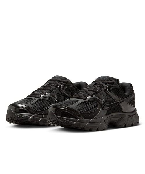 NIKE(ナイキ)の「NIKE ナイキ WS V5 RNR HQ7901-001(スニーカー・レディース・ブラック×ブラック・23.0cm/23.5cm/24.0cm/24.5cm/25.0cm)」の2枚目の写真
