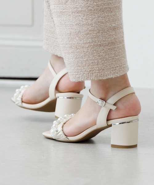 NICAL(ニカル)の「【NICAL】パールビジューサンダル/564210(サンダル・レディース・アイボリー/ブラック・LARGE/MEDIUM/SMALL/X-LARGE)」の5枚目の写真