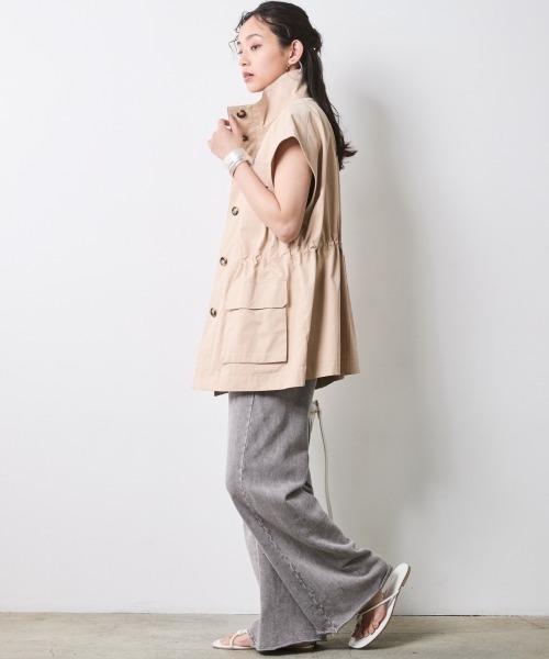 CHIC STYLE(シックスタイル)の「ピグメント染テレコタンクトップ<大きいサイズ有>シックスタイル(キャミソール・レディース・オフホワイト/モカ/チャコール・L/M/5L/4L/3L/LL)」の14枚目の写真