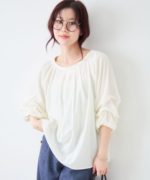 le.coeur blanc（ルクールブラン）の「タックスリーブブラウス（シャツ/ブラウス・レディース・オフホワイト/ブルー/ダークグレー・38）」の11枚目の写真