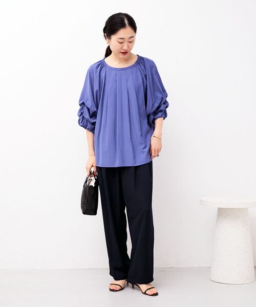 le.coeur blanc（ルクールブラン）の「タックスリーブブラウス（シャツ/ブラウス・レディース・オフホワイト/ブルー/ダークグレー・38）」の18枚目の写真