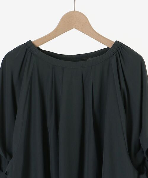 le.coeur blanc（ルクールブラン）の「タックスリーブブラウス（シャツ/ブラウス・レディース・オフホワイト/ブルー/ダークグレー・38）」の20枚目の写真