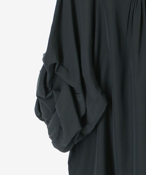 le.coeur blanc（ルクールブラン）の「タックスリーブブラウス（シャツ/ブラウス・レディース・オフホワイト/ブルー/ダークグレー・38）」の21枚目の写真