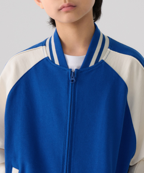 MUSINSA STANDARD KIDS（ムシンサスタンダードキッズ）の「オーバーサイズラグランスウェットバスティジャケット[ブルー]（ブルゾン・レディース・その他・110/100/120/130/140/150/160）」の4枚目の写真