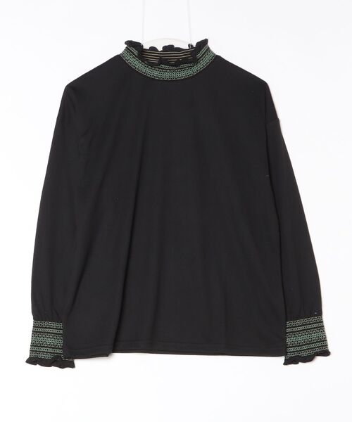 PATRIOT TAXI SELECT(パトリオットタクシーセレクト)の「【MAHARA MODERN】刺しゅうデザインあったかプルオーバー(Tシャツ/カットソー・レディース・ブラック/オフホワイト・MEDIUM/LARGE/LL/3L)」の2枚目の写真