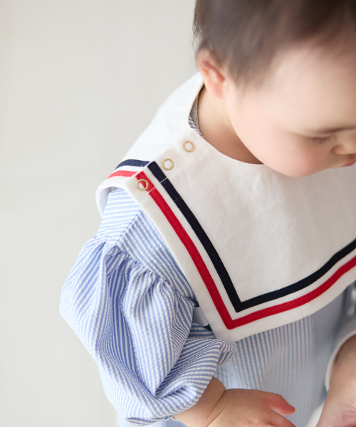 IENA ENFANT(イエナアンファン)の「【BASIC】セーラースタイベスト baby(スタイ/よだれかけ・キッズ・ブラック/ベージュ/ホワイト系その他/ホワイト・FREE)」の8枚目の写真