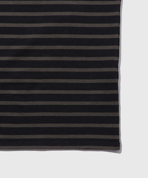 Le Minor(ルミノア)の「《別注》【Le minor/ルミノア】 L/S SIGNATURE BASQUE(Tシャツ/カットソー・メンズ・ダークブラウン/ホワイト/チャコールグレー/レッド・L/M/S)」の13枚目の写真