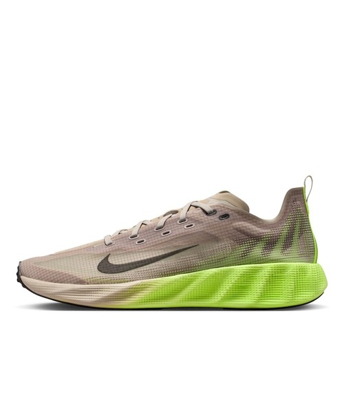 NIKE(ナイキ)の「AVA X HM9697-700(スニーカー・メンズ・イエロー・28.0cm/27.5cm/27.0cm/26.0cm/26.5cm/29.0cm/28.5cm/30.0cm)」の2枚目の写真