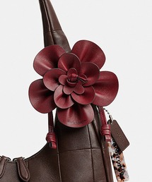 Coachtopia（コーチトピア）の「ローズ バッグ チャーム・アップクラフト レザー（ブローチ/コサージュ）」