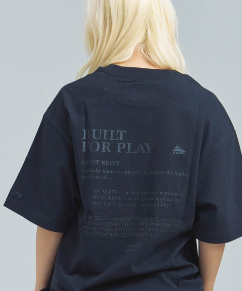 KELTY(ケルティ)の「KELTY URBAN LETTERED S/S T-SHIRT(Tシャツ/カットソー・メンズ・ブラック・L/M/XL)」の1枚目の写真