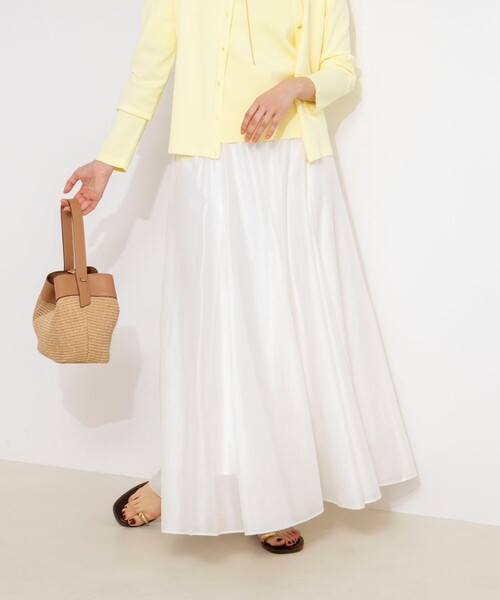 NOLLEY’S Sophi（ノーリーズソフィ）の「ウォッシャブルシアーボリュームフレアロングスカート（スカート・レディース・キャメル/ホワイト/ブラック・38/36/34）」の6枚目の写真