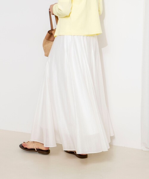 NOLLEY’S Sophi（ノーリーズソフィ）の「ウォッシャブルシアーボリュームフレアロングスカート（スカート・レディース・キャメル/ホワイト/ブラック・38/36/34）」の9枚目の写真