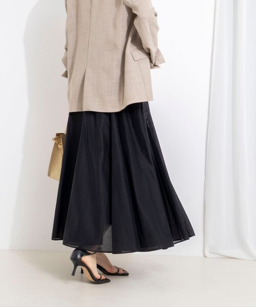 NOLLEY’S Sophi（ノーリーズソフィ）の「ウォッシャブルシアーボリュームフレアロングスカート（スカート・レディース・キャメル/ホワイト/ブラック・38/36/34）」の20枚目の写真