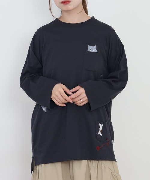 Quelle Chance(ケルシャンス)の「多ポケット刺繍プルオーバー いろいろネコ 長袖(Tシャツ/カットソー・レディース・チャコールグレー/オートミール/ミント・L/M)」の1枚目の写真