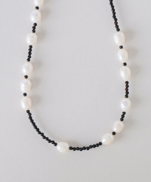 in mood(インムード)の「in mood/インムード ONX&RICEPRL 36cm choker(ネックレス・レディース・ホワイト・FREE)」の5枚目の写真