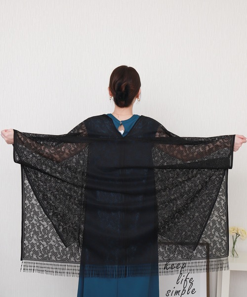 libelle more（リベル モア）の「総レース裾フリンジストールカーディガン（カーディガン/ボレロ・レディース・ベージュ/グレイッシュブルー/オフホワイト/カーキ/ブラック・M）」の18枚目の写真