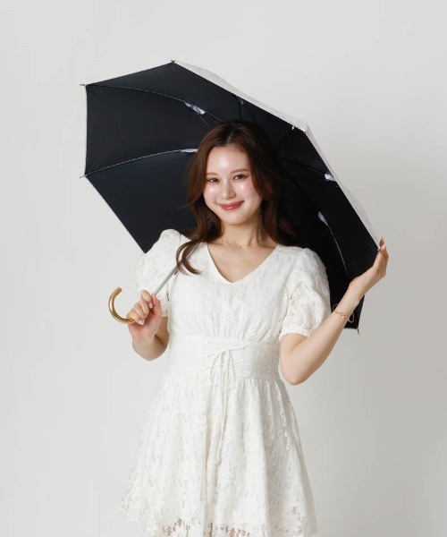 dazzlin（ダズリン）の「【dazzlin(ダズリン)】フラワープリント晴雨兼用傘（長傘）（長傘・レディース・ブラック/ピンク/ホワイト・FREE）」の21枚目の写真