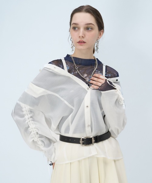 HARE（ハレ）の「【接触冷感/イージーケア】マルチWAYシアーオフショルシャツ(HARE)（シャツ/ブラウス・レディース・ブルー/イエロー/ホワイト/ブラック・FREE）」の5枚目の写真