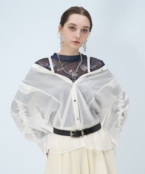 HARE（ハレ）の「【接触冷感/イージーケア】マルチWAYシアーオフショルシャツ(HARE)（シャツ/ブラウス・レディース・ブルー/イエロー/ホワイト/ブラック・FREE）」の6枚目の写真